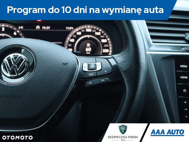 Volkswagen Tiguan Allspace - 19