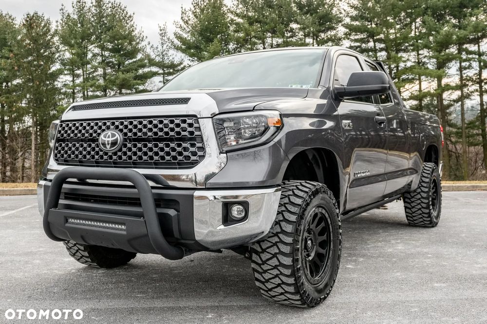 Toyota Tundra - 15