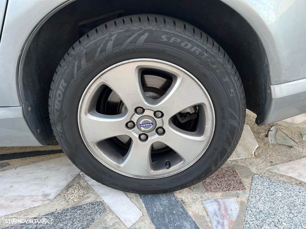 Volvo V70 2.0 D Momentum - 9