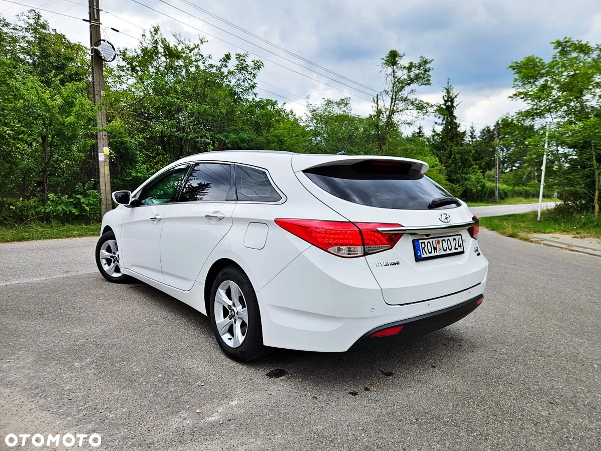 Hyundai i40 i40cw 2.0 Premium - 11