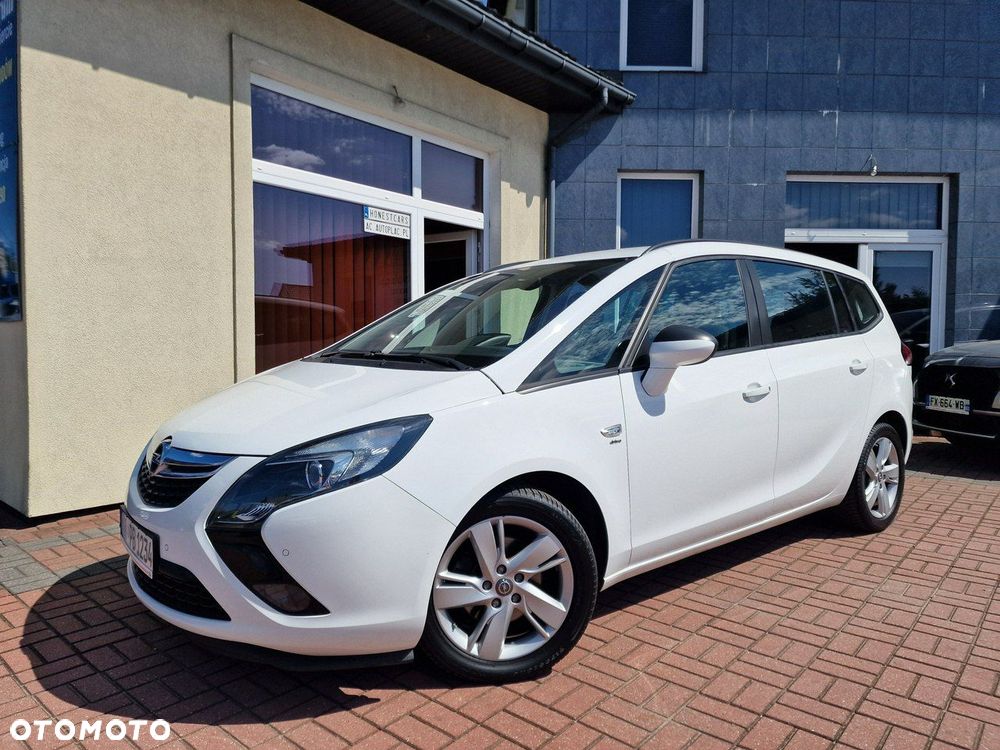 Opel Zafira Tourer 1.4 Turbo drive - 4
