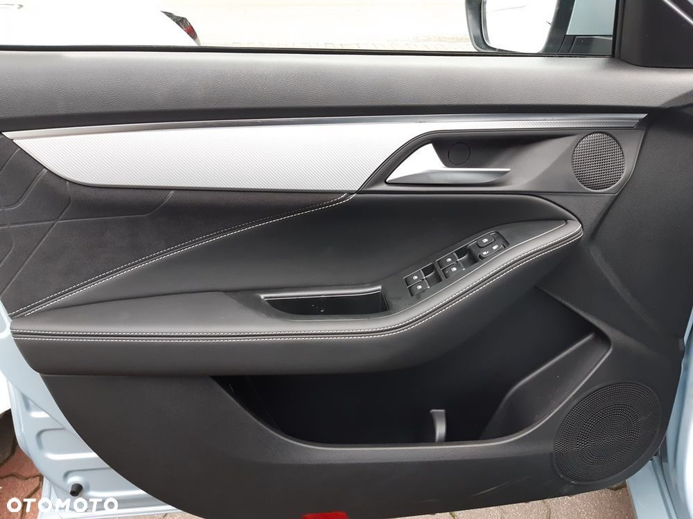 JAC J7 Plus CVT - 9