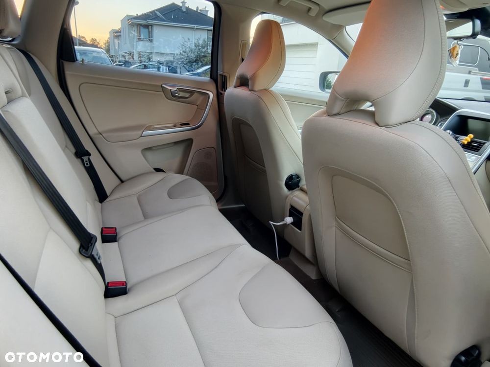 Volvo XC 60 D5 AWD Summum - 13