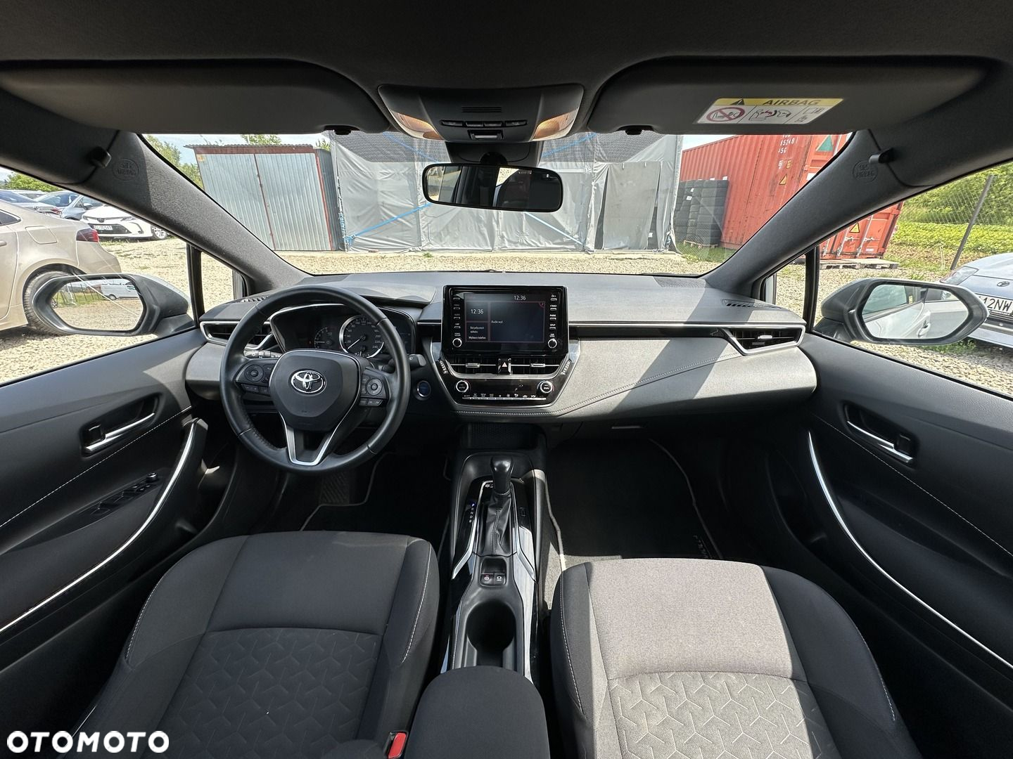 Toyota Corolla - 13