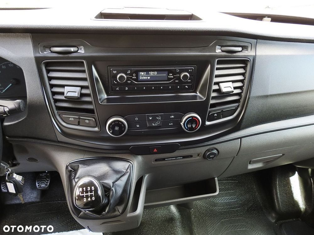 Ford TRANSIT CHŁODNIA KONTENER 0*C ZASILANIE 230V TEMPOMAT KLIMATYZACJA BLIŹNIACZE KOŁA  170KM - 34