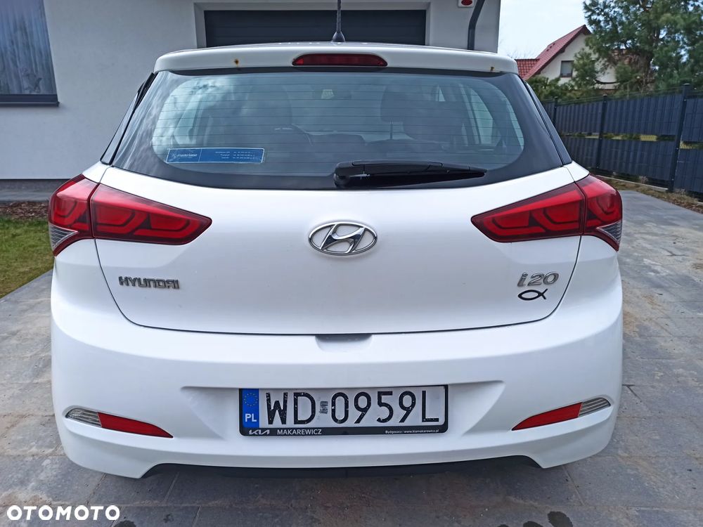 Hyundai i20 1.1 CRDi Classic + - 6