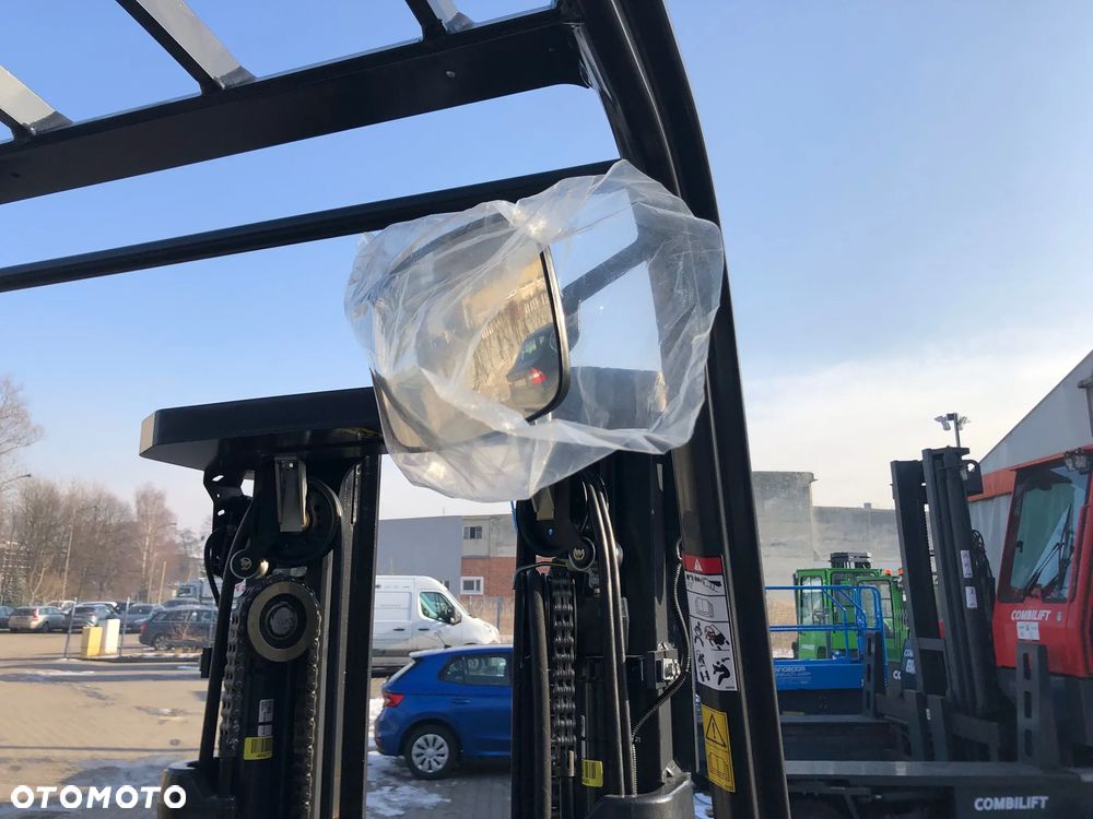 Caterpillar EP25ACN - 12