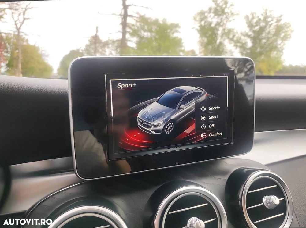 Mercedes-Benz GLC Coupe 250 d 4Matic 9G-TRONIC AMG Line - 23