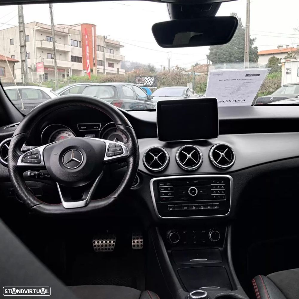 Mercedes-Benz GLA 200 d AMG Line - 8