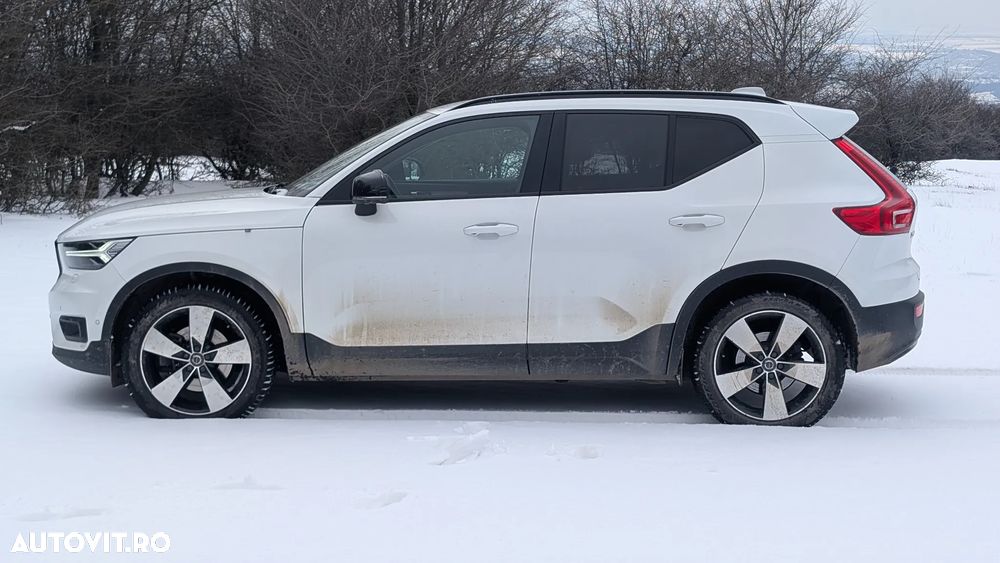 Volvo XC 40 T5 AWD Geartronic Momentum Pro - 10