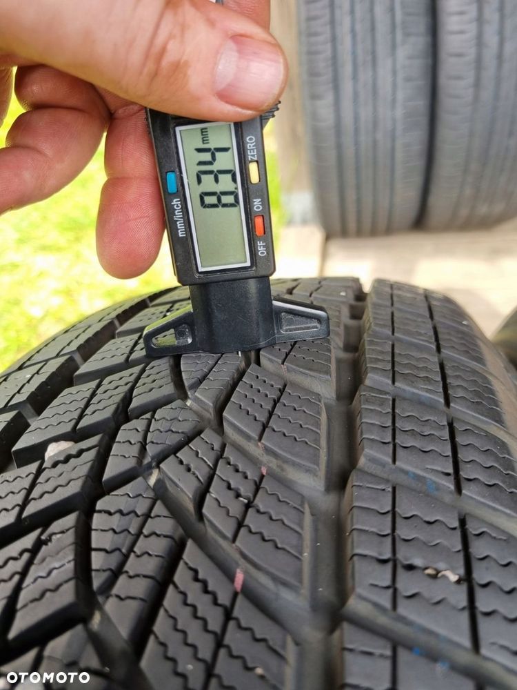Opony Goodyear ULTRAGRIP PERFORMANCE  SUV 215/65R17 2023r,8.3/7,5 super - 6