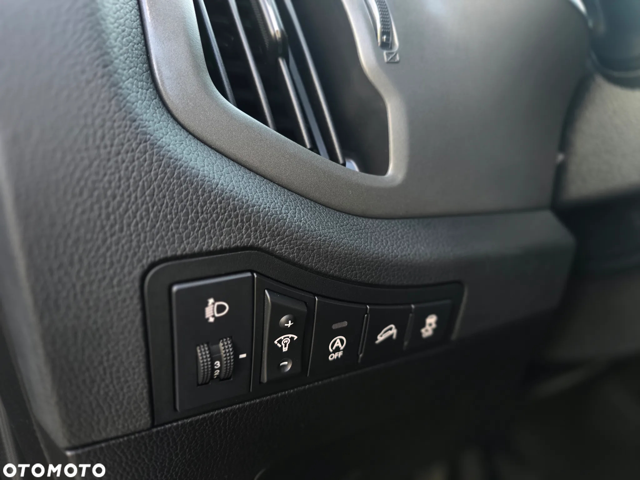 Kia Sportage - 16