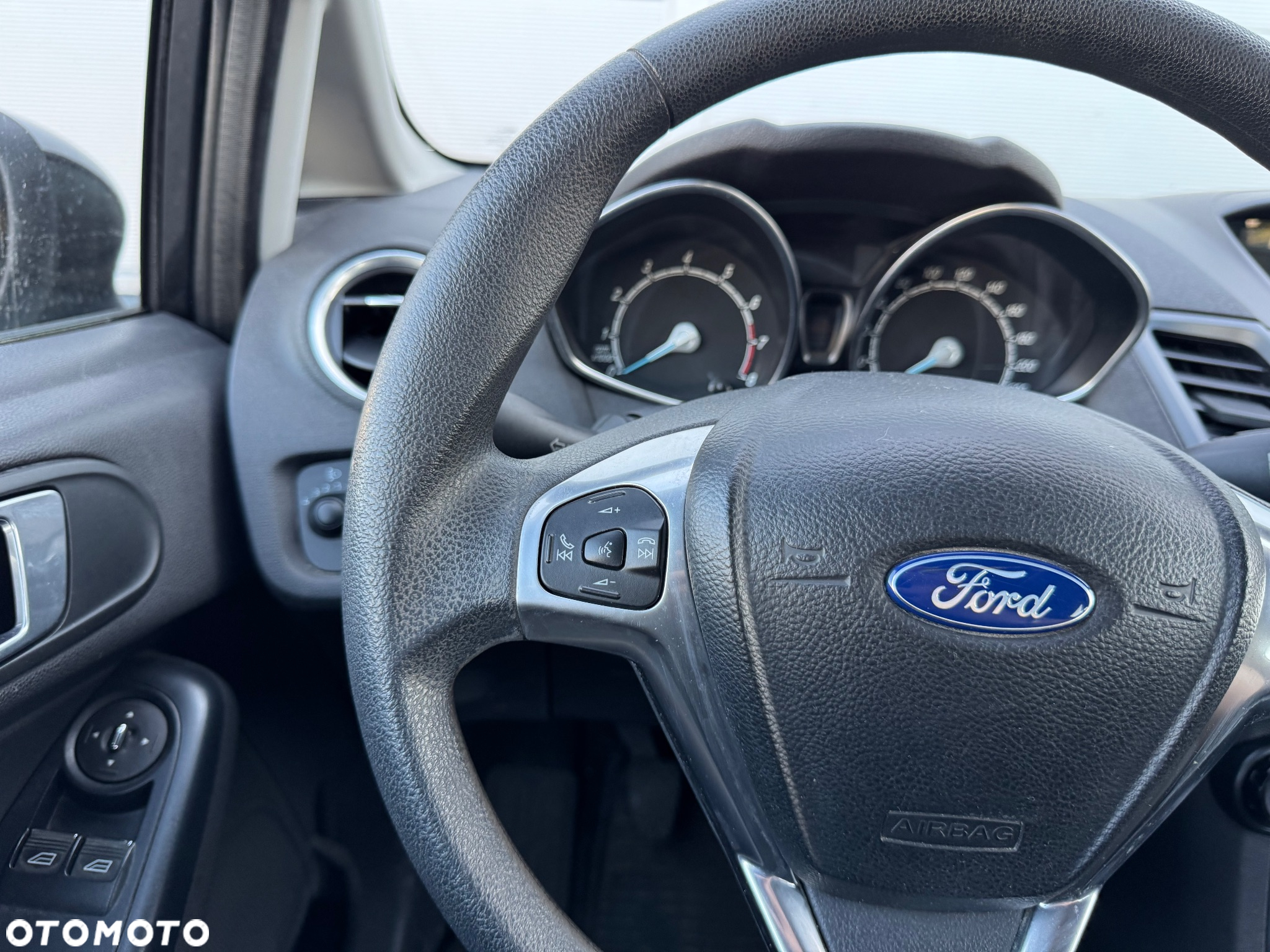 Ford Fiesta 1.25 Celebration - 14
