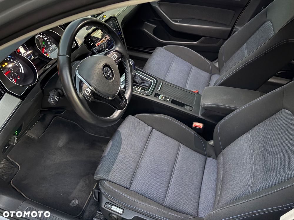 Volkswagen Passat 1.4 TSI DSG GTE - 13
