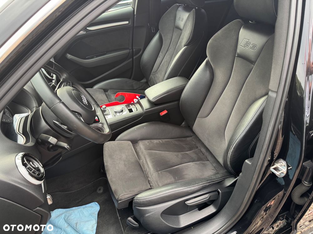 Audi RS3 Sportback S tronic - 14