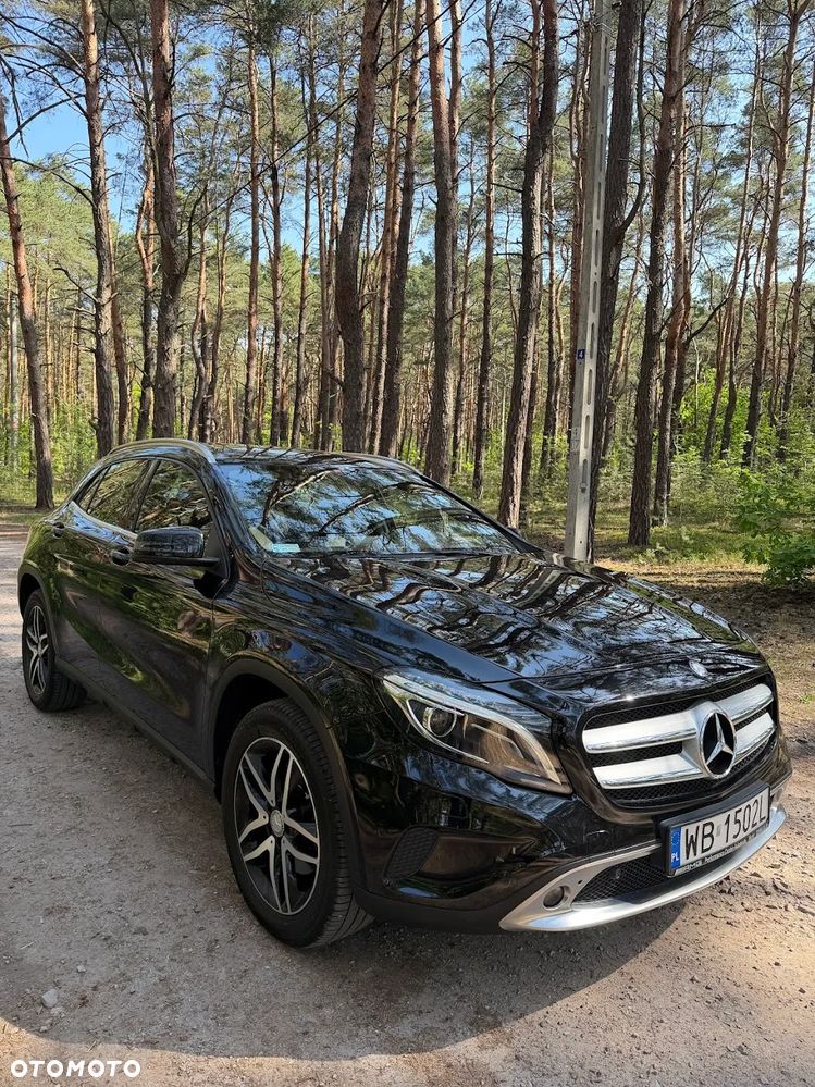Mercedes-Benz GLA 250 4-Matic - 2