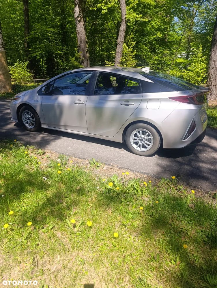 Toyota Prius Hybrid Comfort - 9
