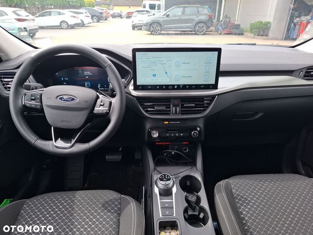 Ford Kuga - 17