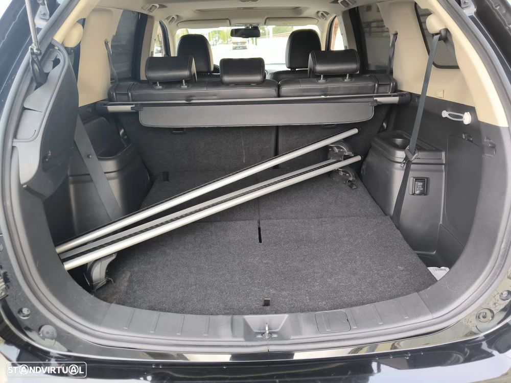 Mitsubishi Outlander 2.2 DI-D Instyle Navi - 21