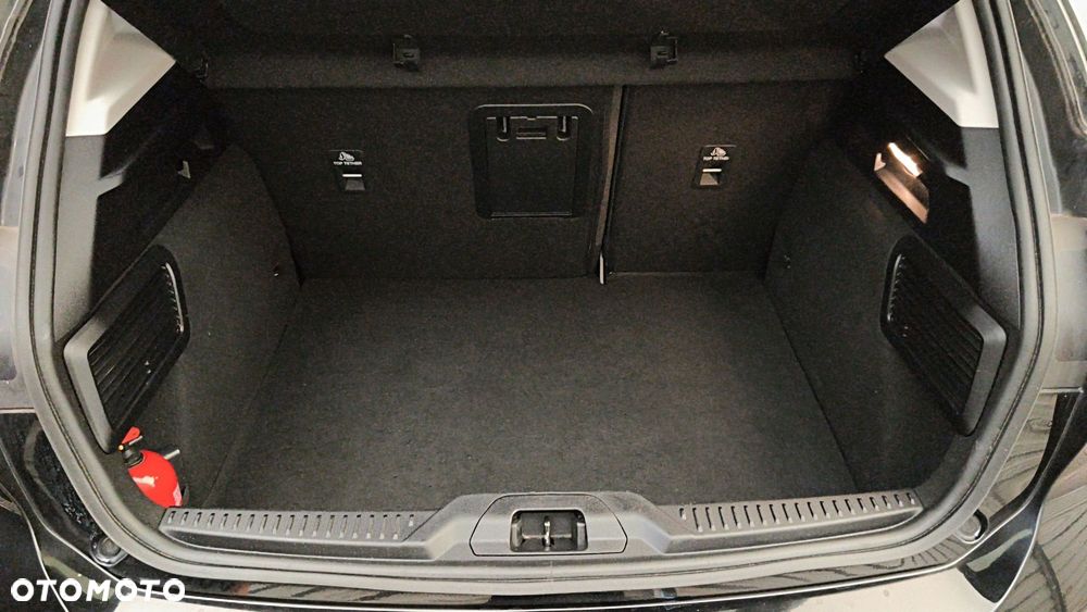 Ford Focus 1.0 EcoBoost mHEV Titanium X - 12