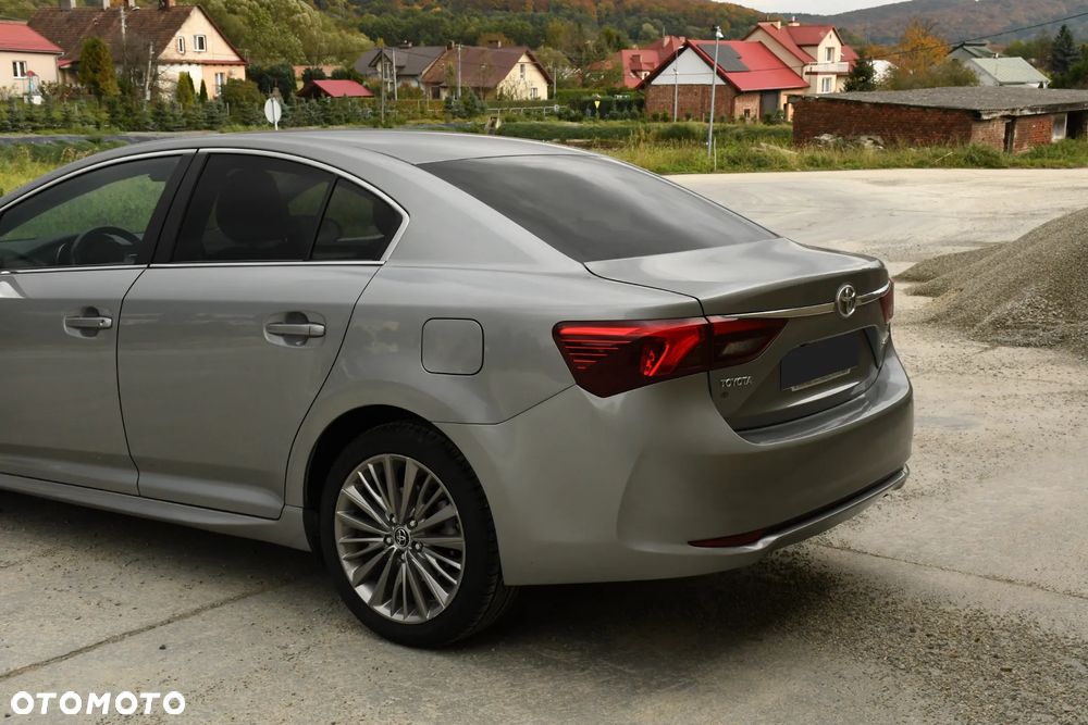 Toyota Avensis 2.0 D-4D Active Business - 8