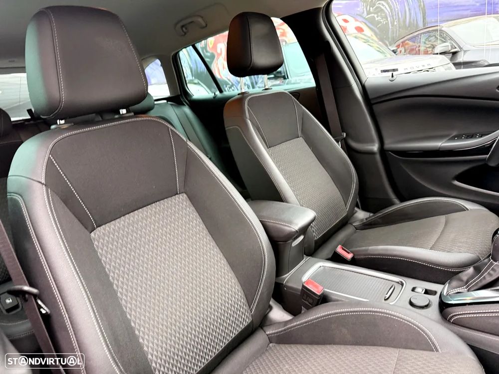 Opel Astra Sports Tourer 1.4 T Innovation Act.S/S - 26