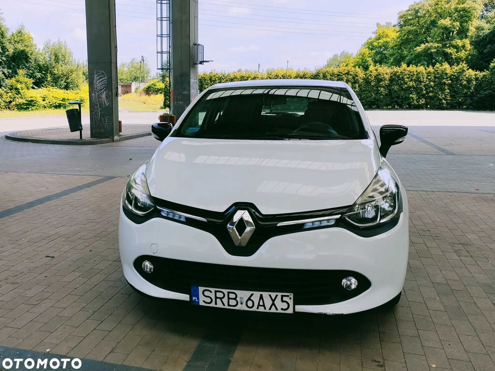 Renault Clio - 10