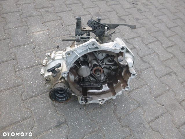 MANUALNA SKRZYNIA BIEGÓW SKODA FABIA II 1.2 JUS - 4