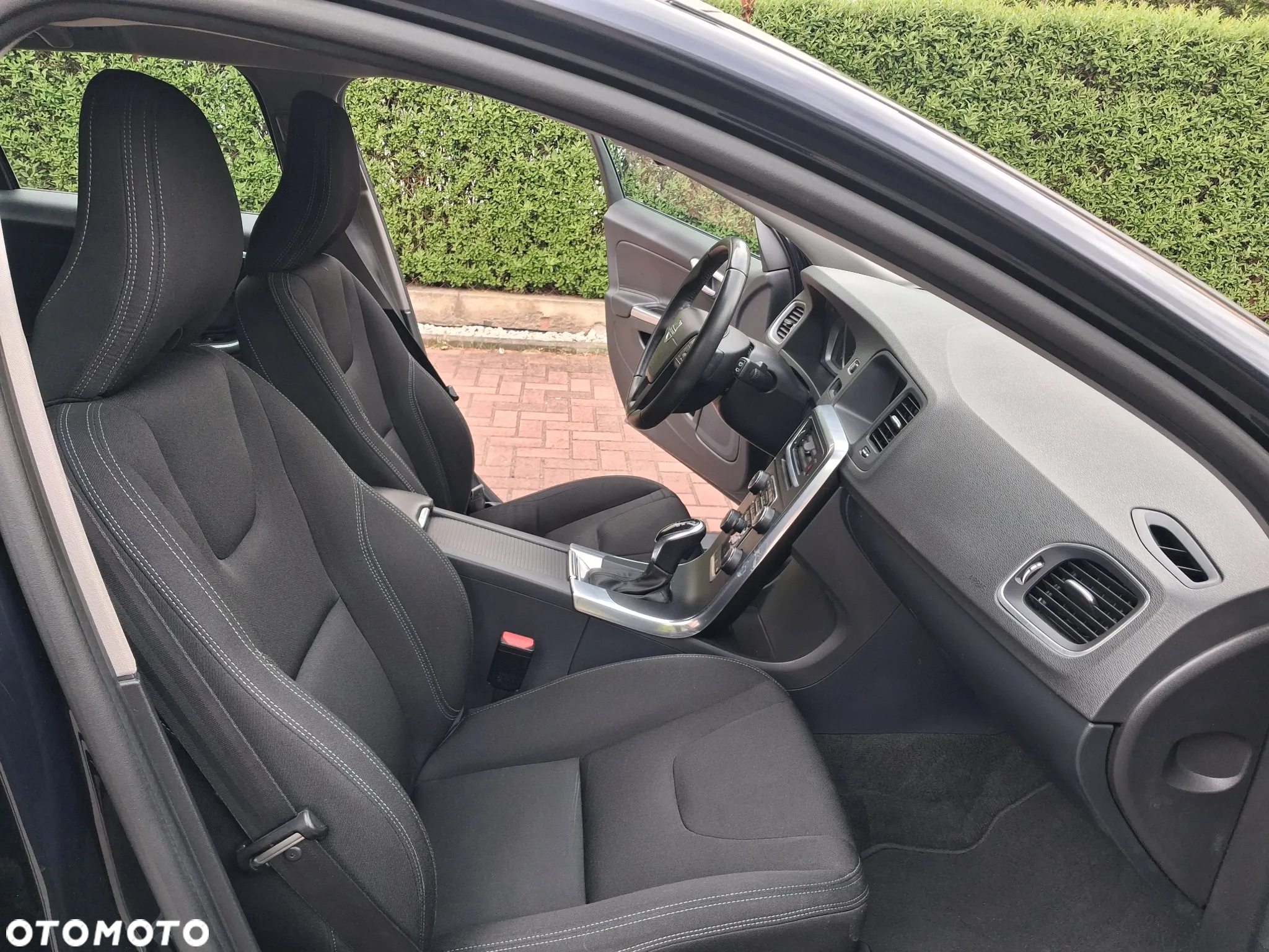 Volvo V60 D2 Geartronic Kinetic - 5