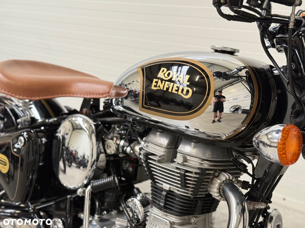 Royal Enfield Classic - 16