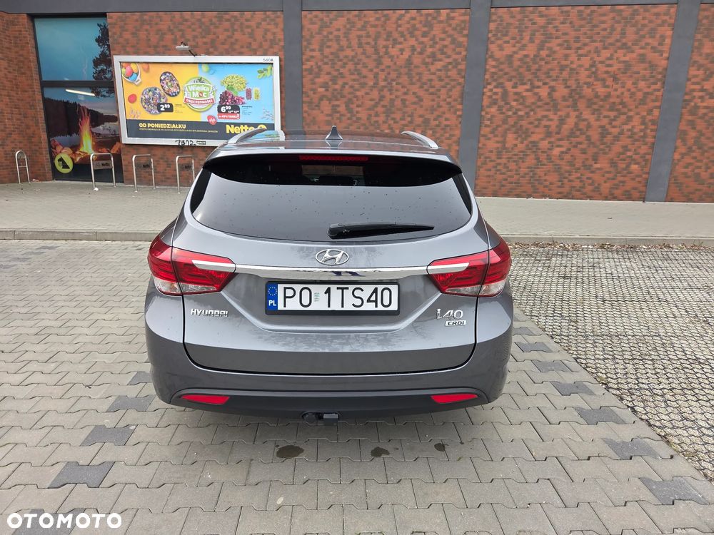 Hyundai i40 Kombi 1.7 CRDi DCT Premium - 19