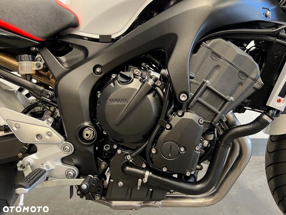 Yamaha FZ6 - 15