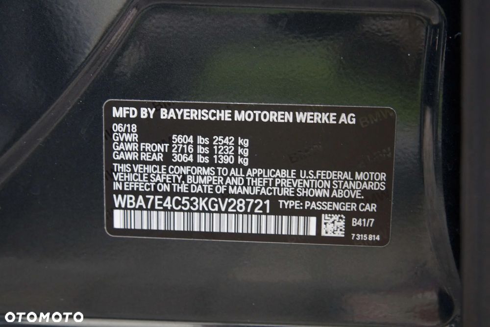 BMW Seria 7 740Li xDrive - 38