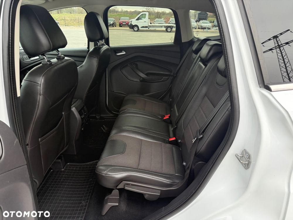 Ford Kuga 2.0 TDCi 4x4 Titanium - 18