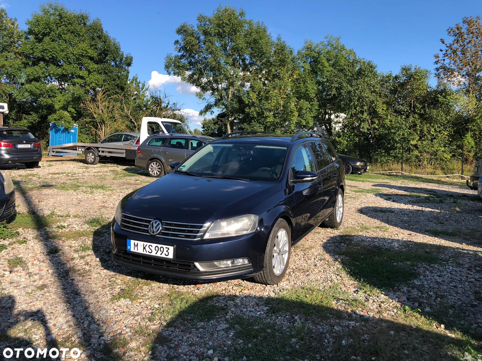 Volkswagen Passat - 24