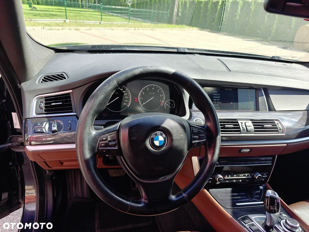 BMW Seria 5 535i - 31