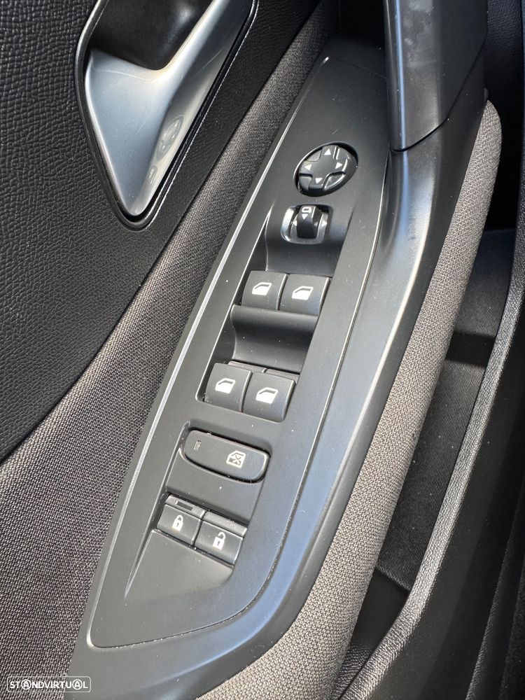 Peugeot 308 SW 1.2 PureTech Active - 20