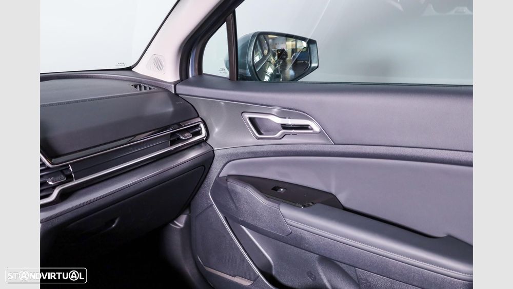 Kia Sportage 1.6 T-GDi PHEV Tech - 16