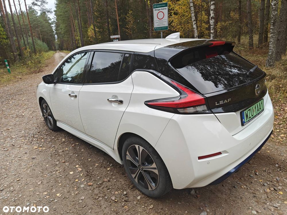 Nissan Leaf 40kWh N-Connecta - 9