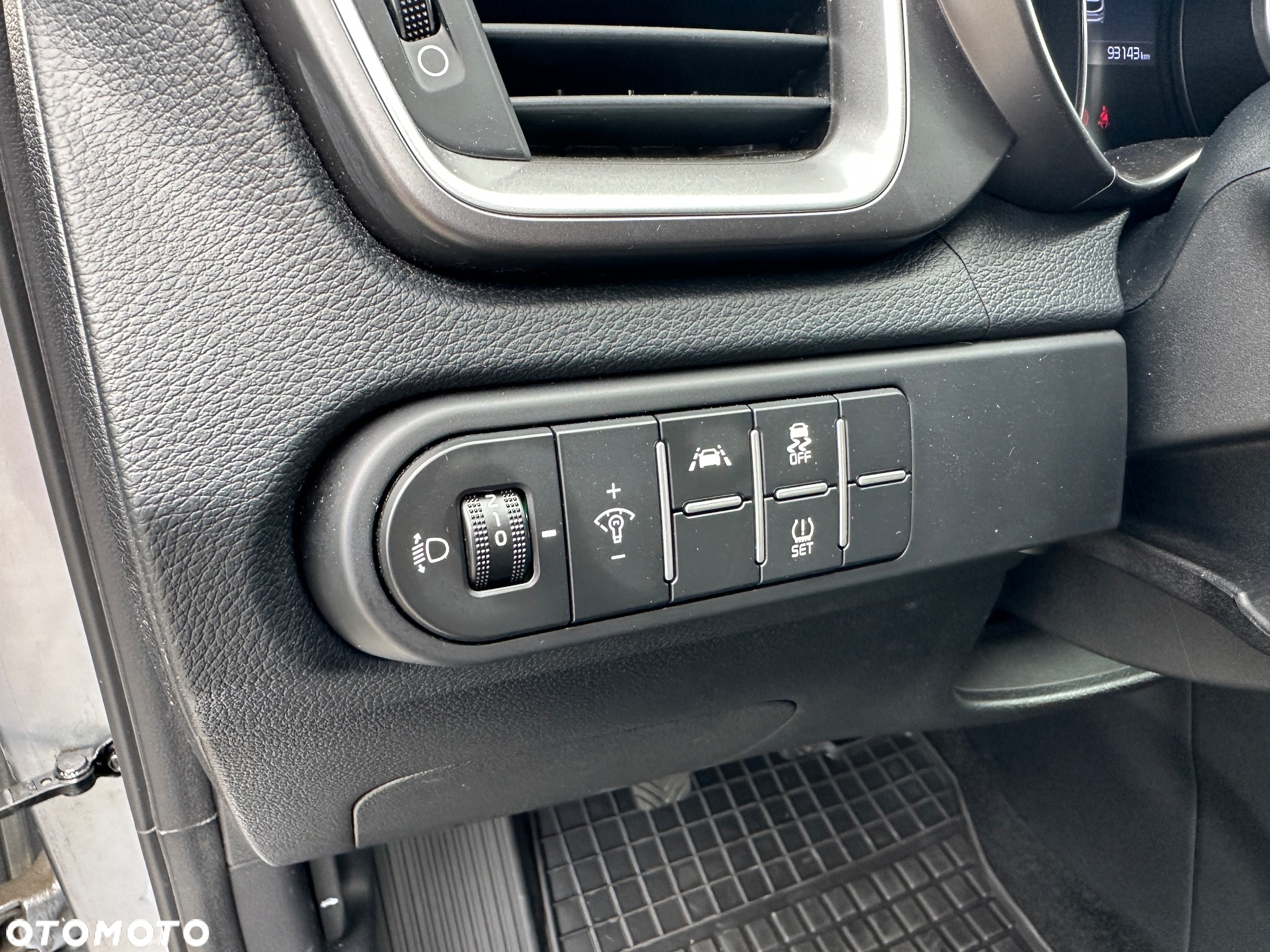 Kia Ceed 1.6 CRDi SCR M - 18