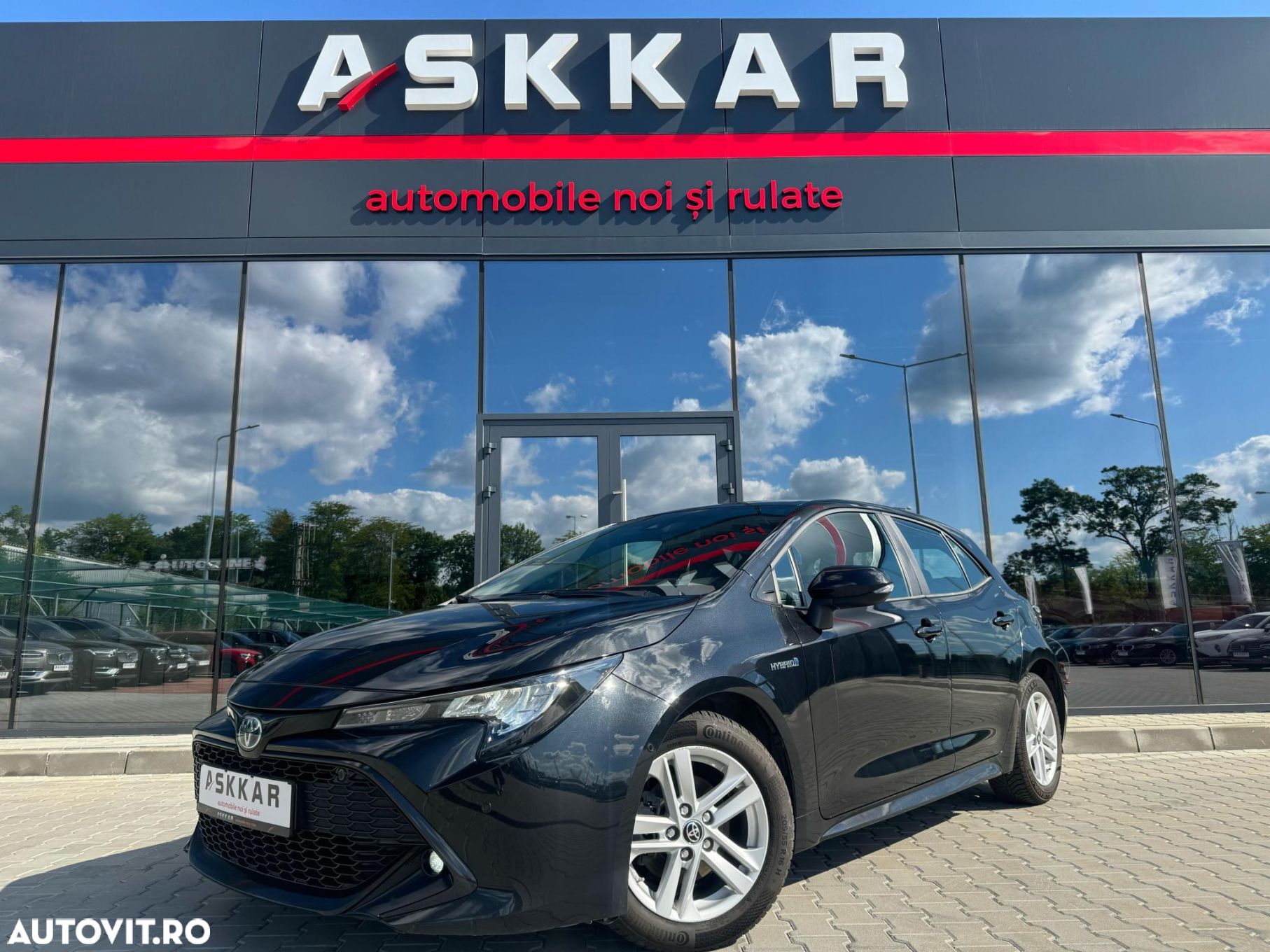 Toyota Corolla 1.8 HSD Dynamic - 1