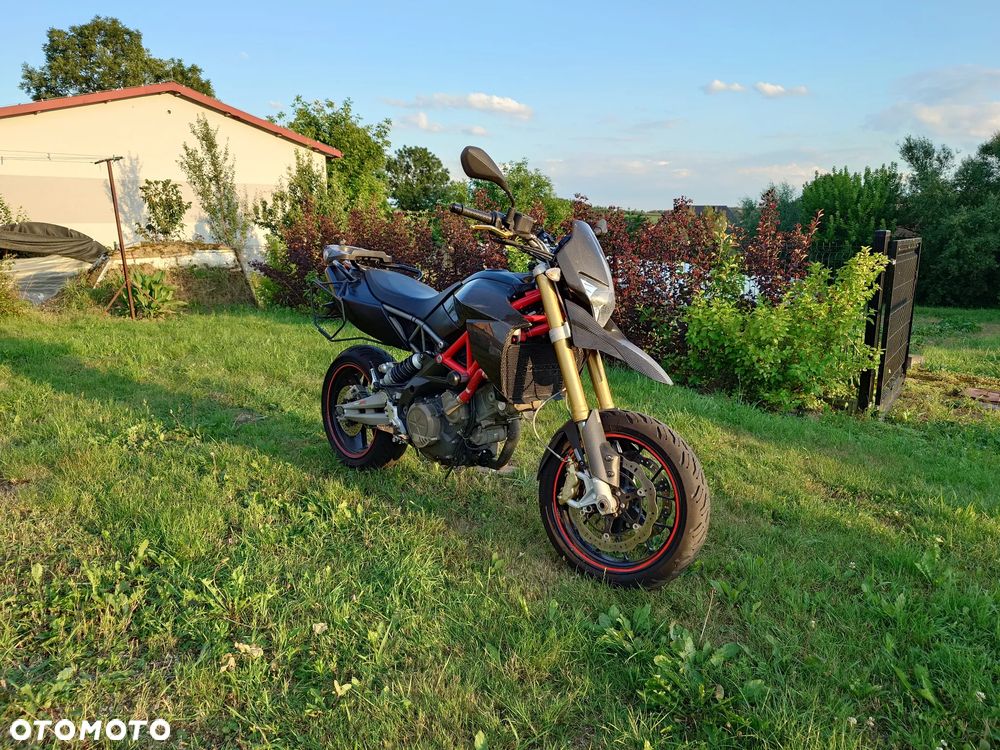 Aprilia Dorsoduro - 1