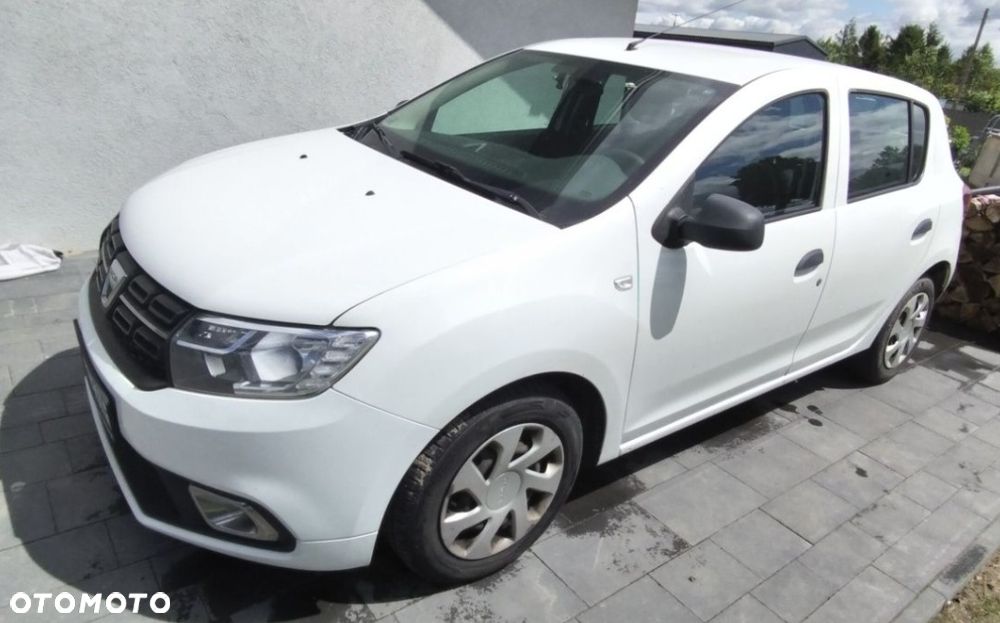 Dacia Sandero - 1