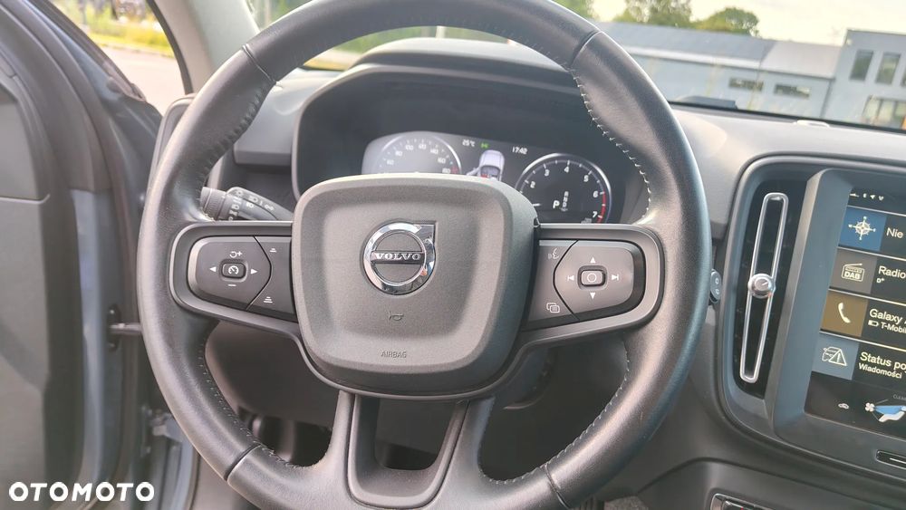 Volvo XC 40 T3 Momentum Core - 9