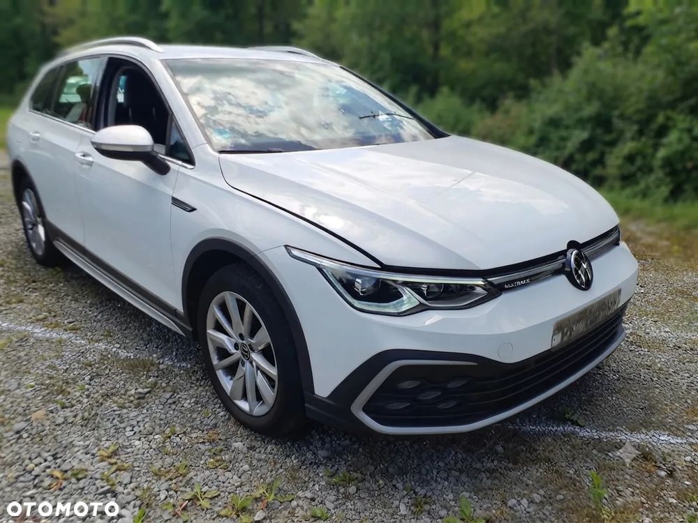 Volkswagen Golf - 2