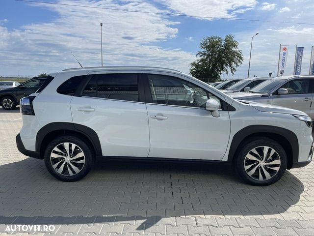 Suzuki S-Cross - 10