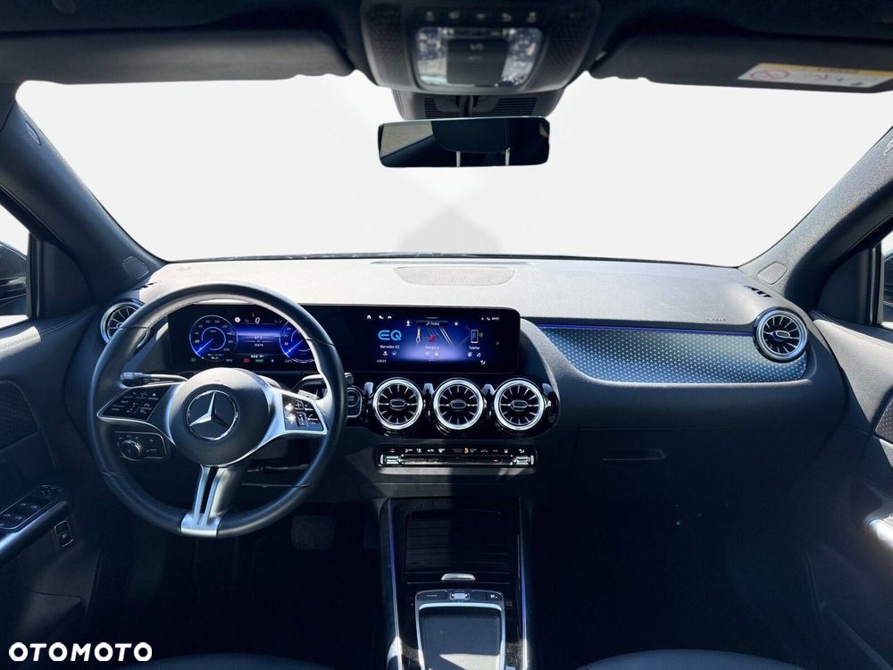 Mercedes-Benz EQA - 13