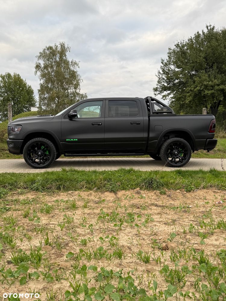 Dodge RAM 1500 5.7 4x4 - 8