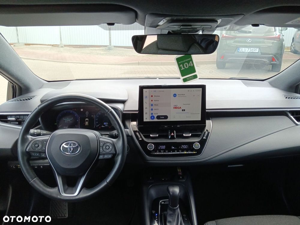 Toyota Corolla - 2