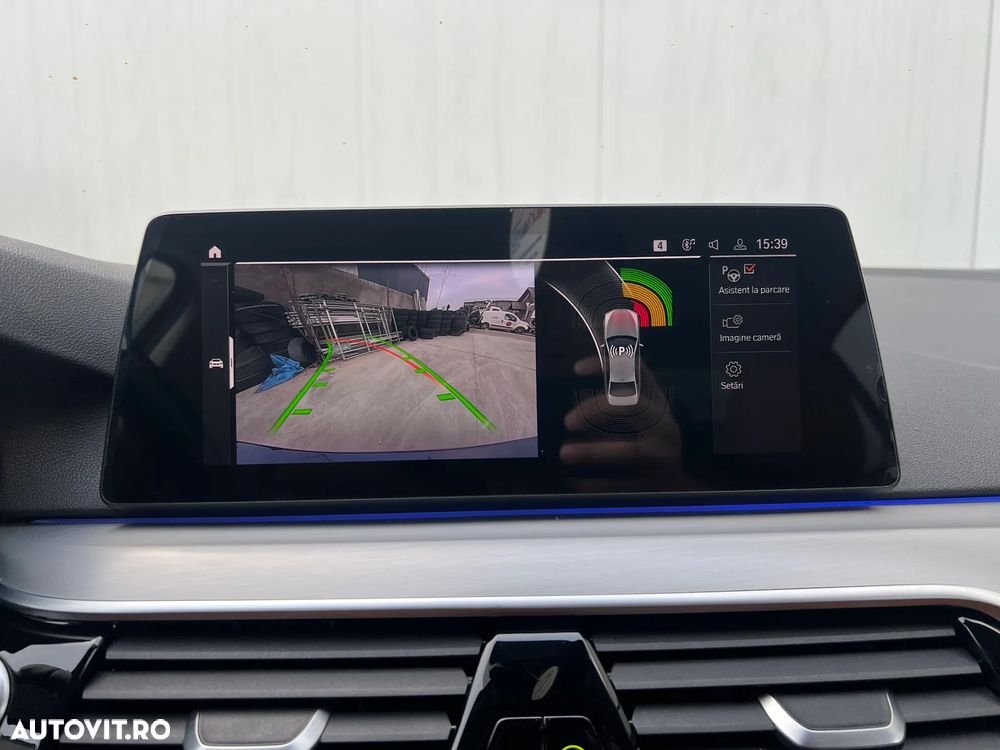 BMW Seria 5 520d xDrive AT - 16